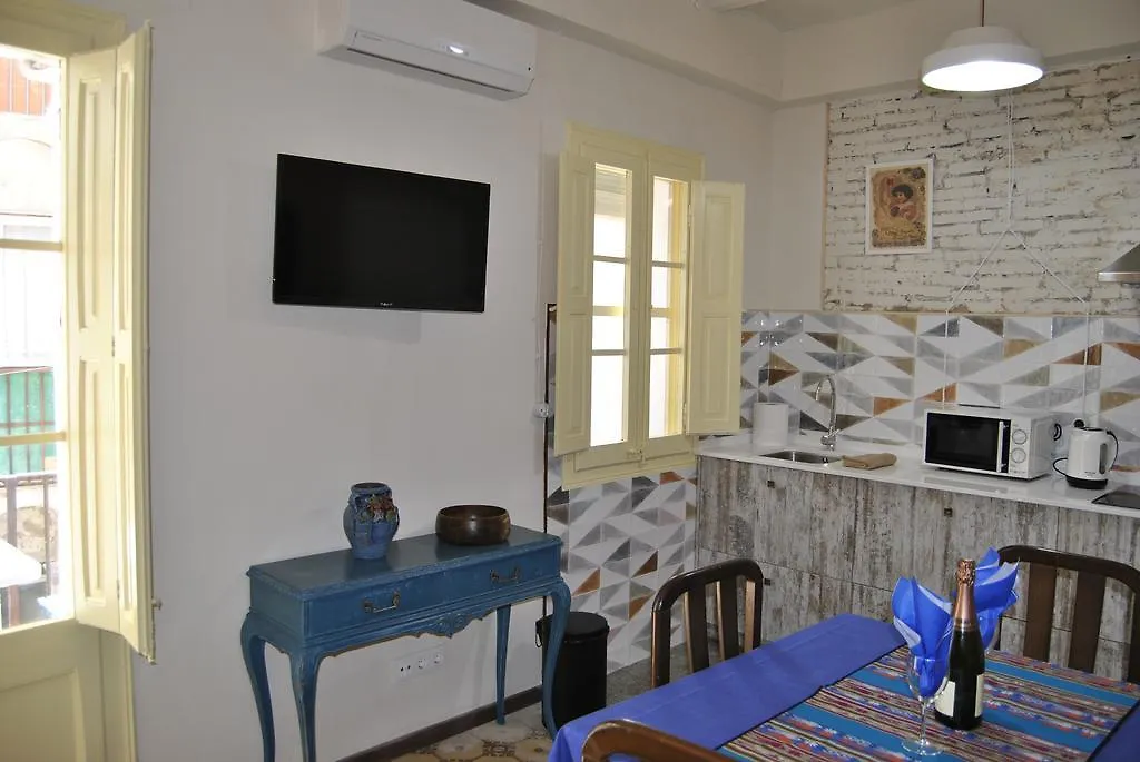 Апартаменты Departamento Con Balcon Таррагона